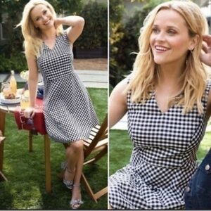 Draper James Navy/White Gingham Love Circle A-Line Dress. Women’s 2